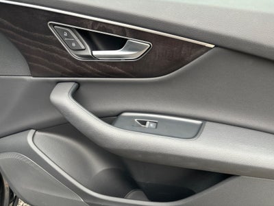2023 Audi Q7 Premium 55 TFSI quattro Tiptronic
