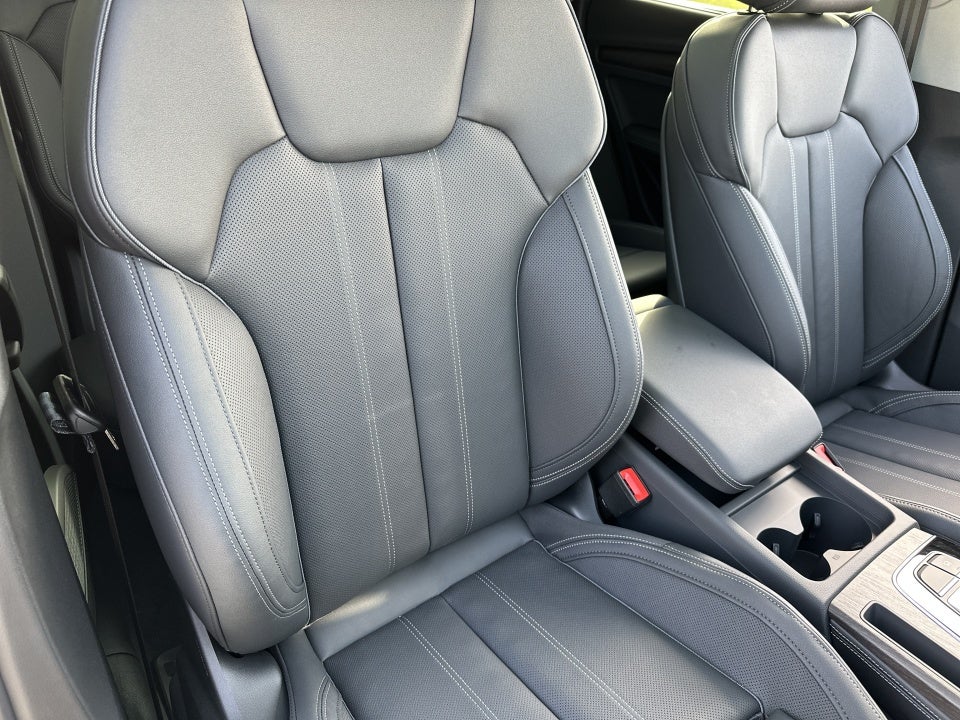 2023 Audi Q5 Premium Plus