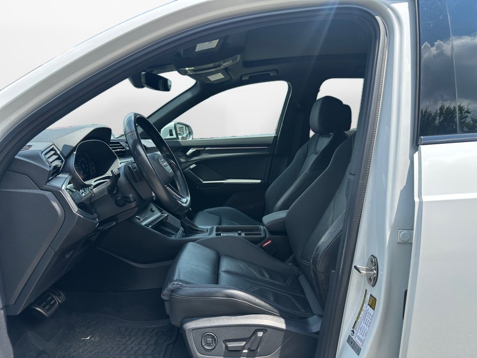 2023 Audi Q3 S line Premium Plus
