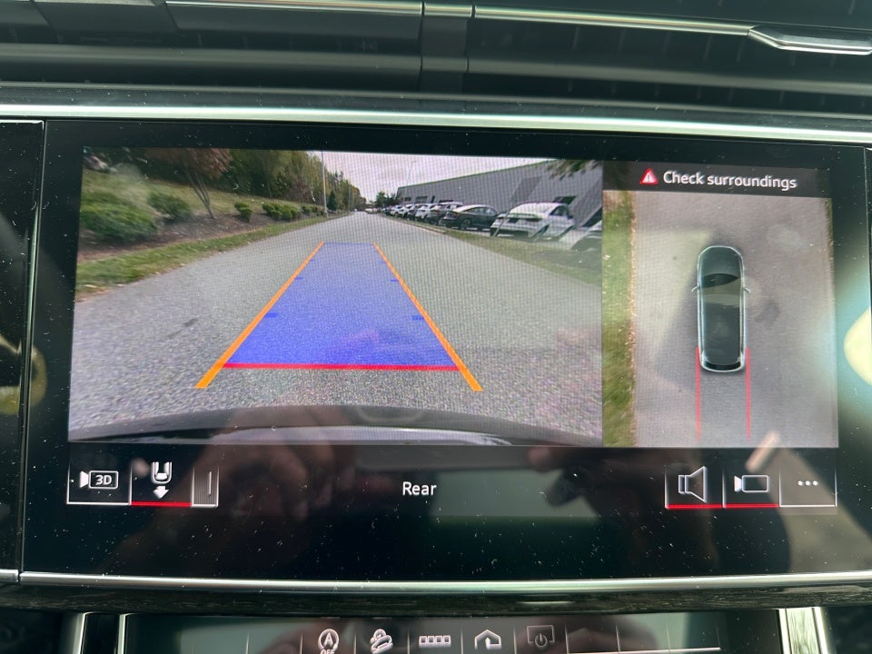 2025 Audi Q7 Premium Plus