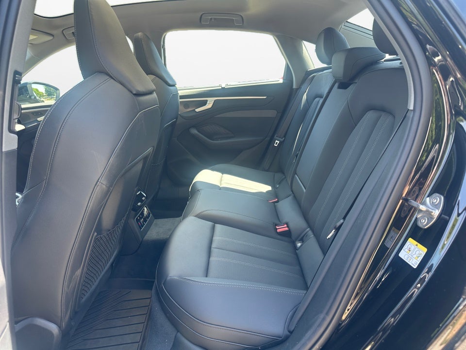 2026 Audi A6 Premium Plus quattro S tronic