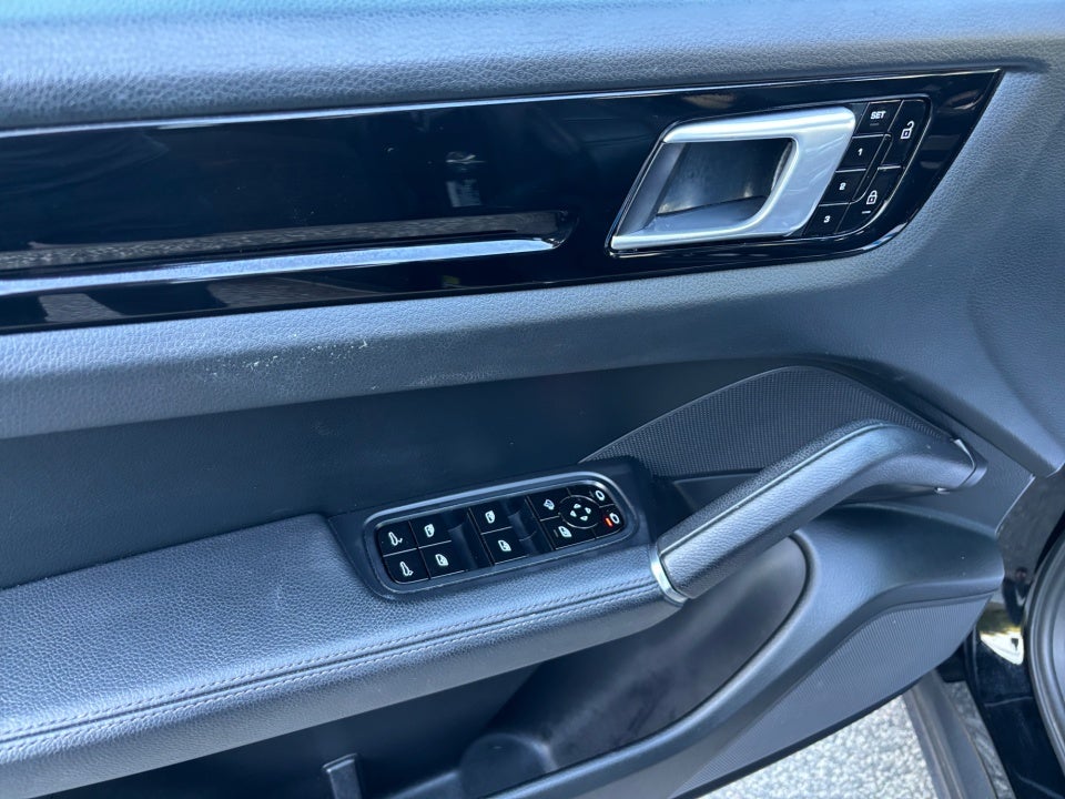 2020 Porsche Cayenne AWD