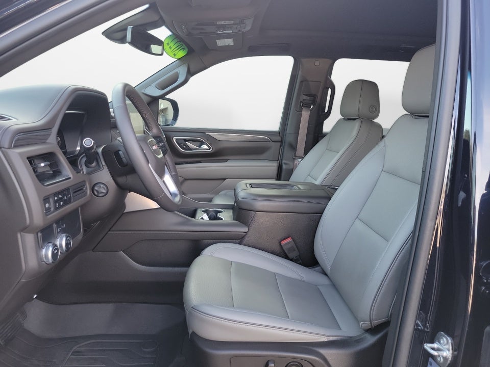 2022 GMC Yukon XL 2WD SLT