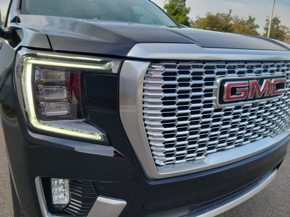 2023 GMC Yukon 4WD Denali