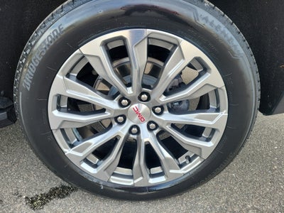 2023 GMC Yukon 4WD Denali