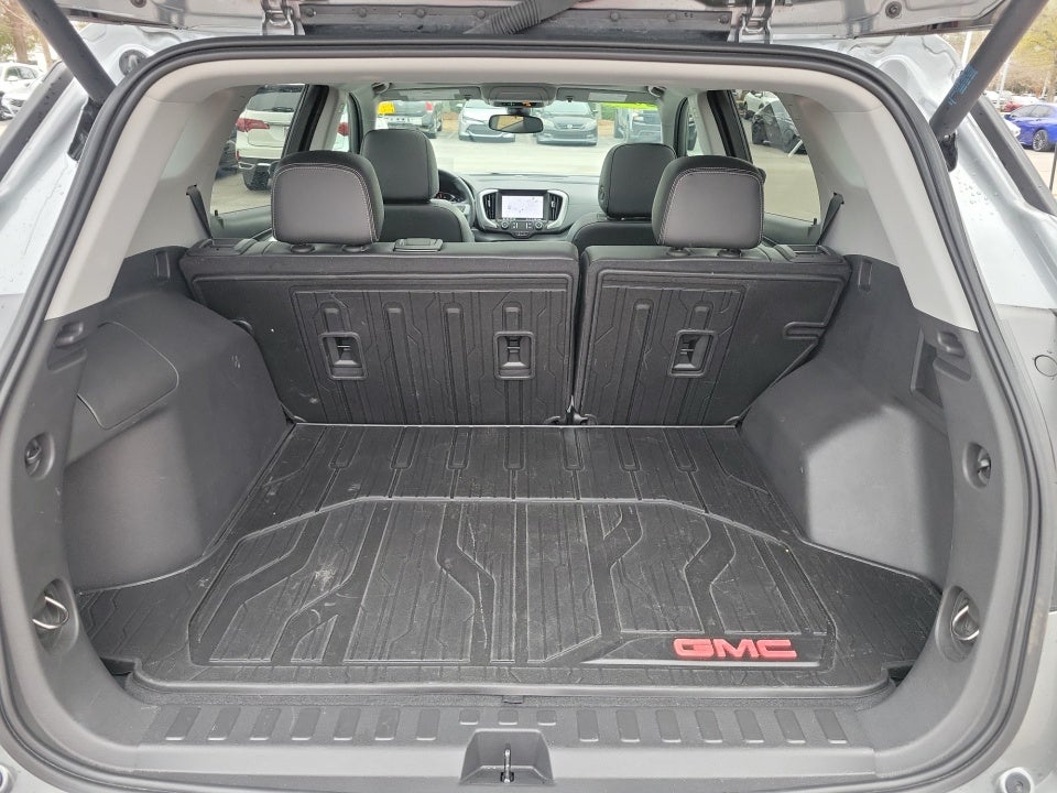 2023 GMC Terrain FWD SLT