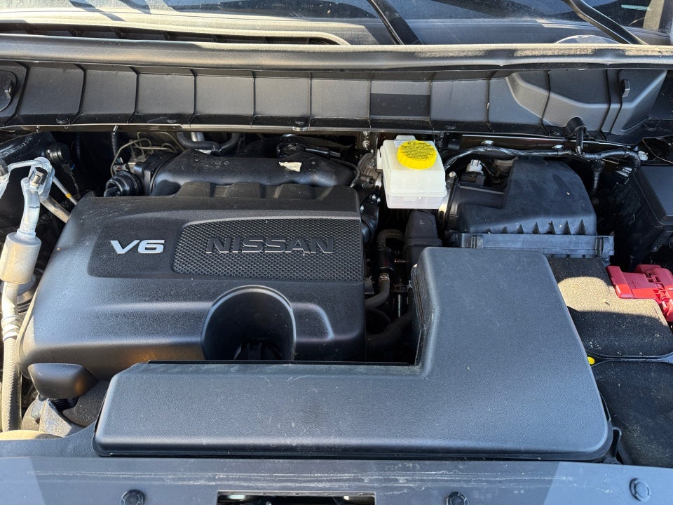 2022 Nissan Pathfinder SL 2WD