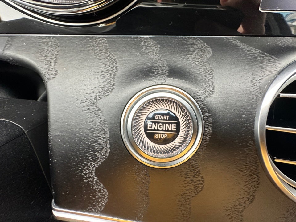 2019 Mercedes-Benz E 300 E 300