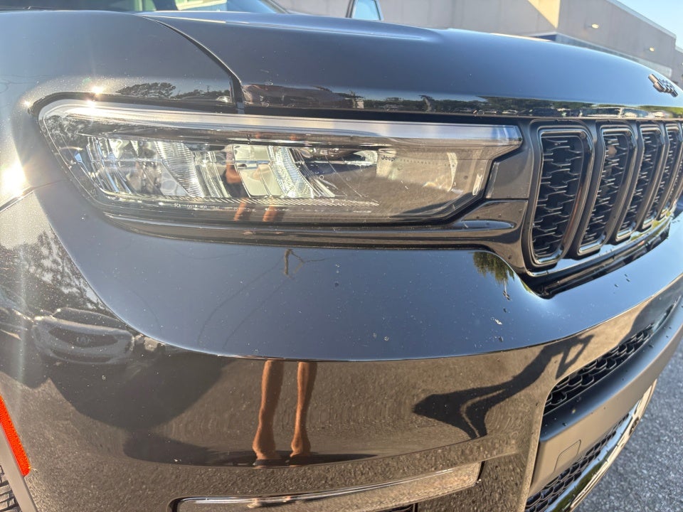 2025 Jeep Grand Cherokee L Limited 4x4