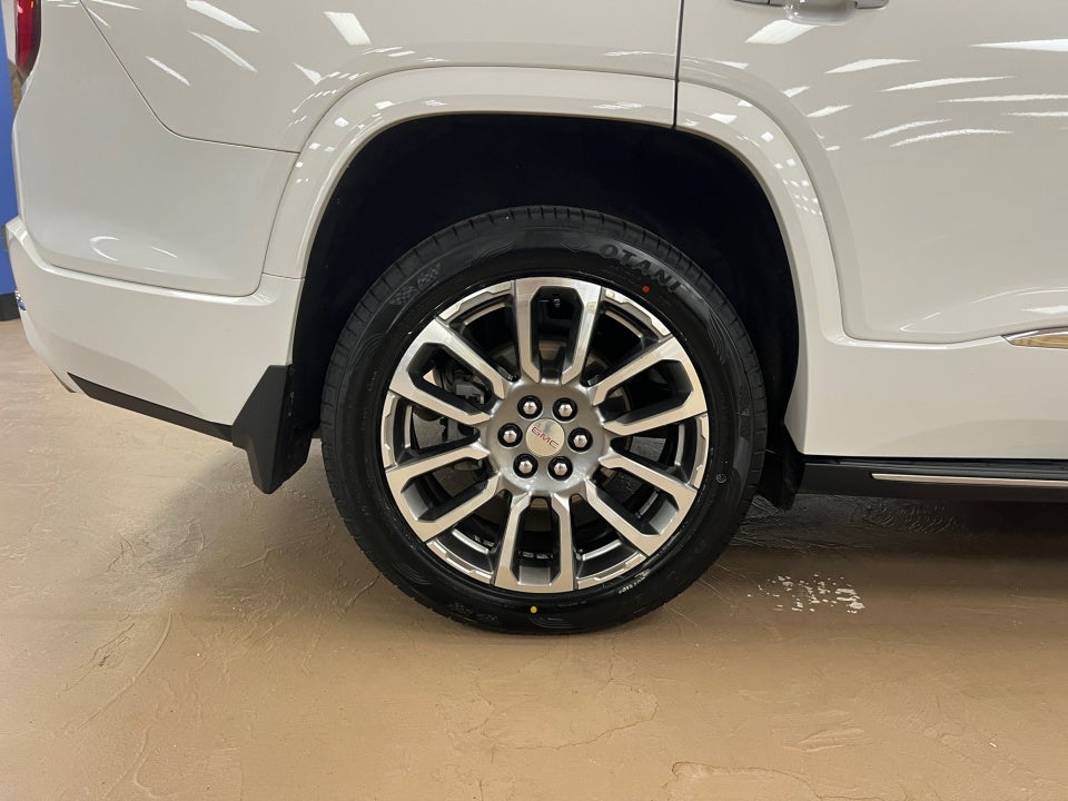 2021 GMC Acadia AWD Denali