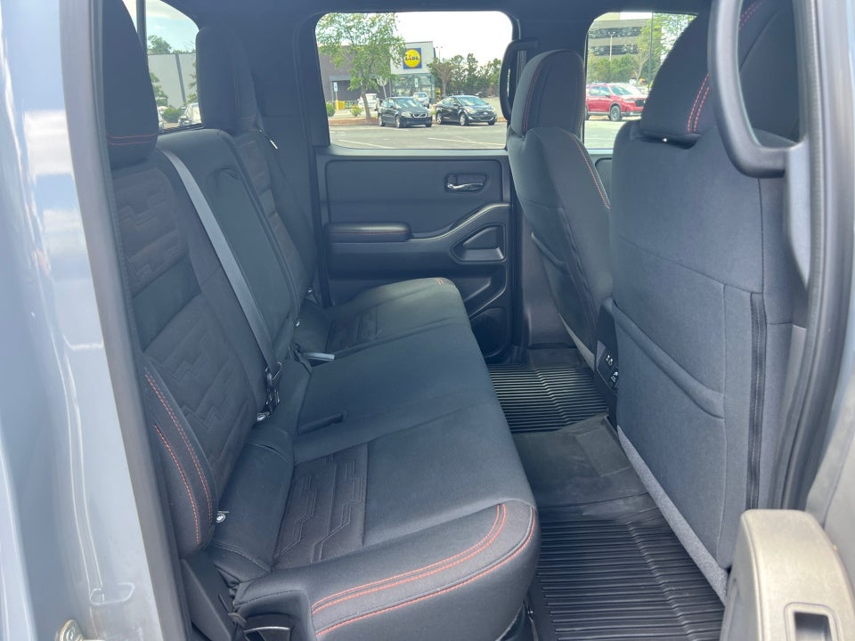 2022 Nissan Frontier Crew Cab PRO-X 4x2