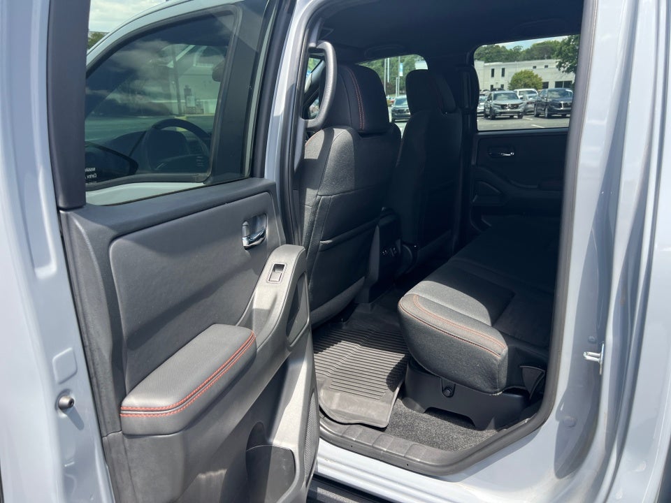 2022 Nissan Frontier Crew Cab PRO-X 4x2
