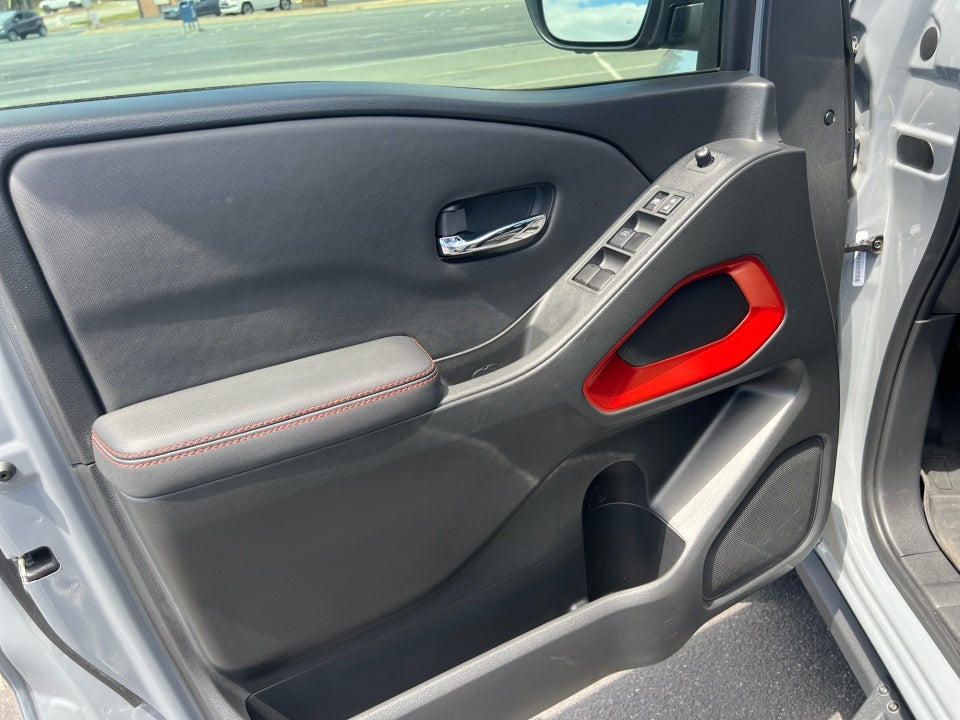 2022 Nissan Frontier Crew Cab PRO-X 4x2