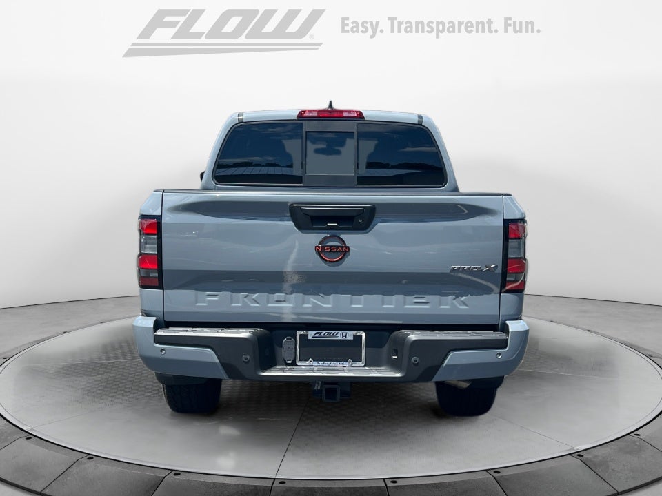 2022 Nissan Frontier Crew Cab PRO-X 4x2