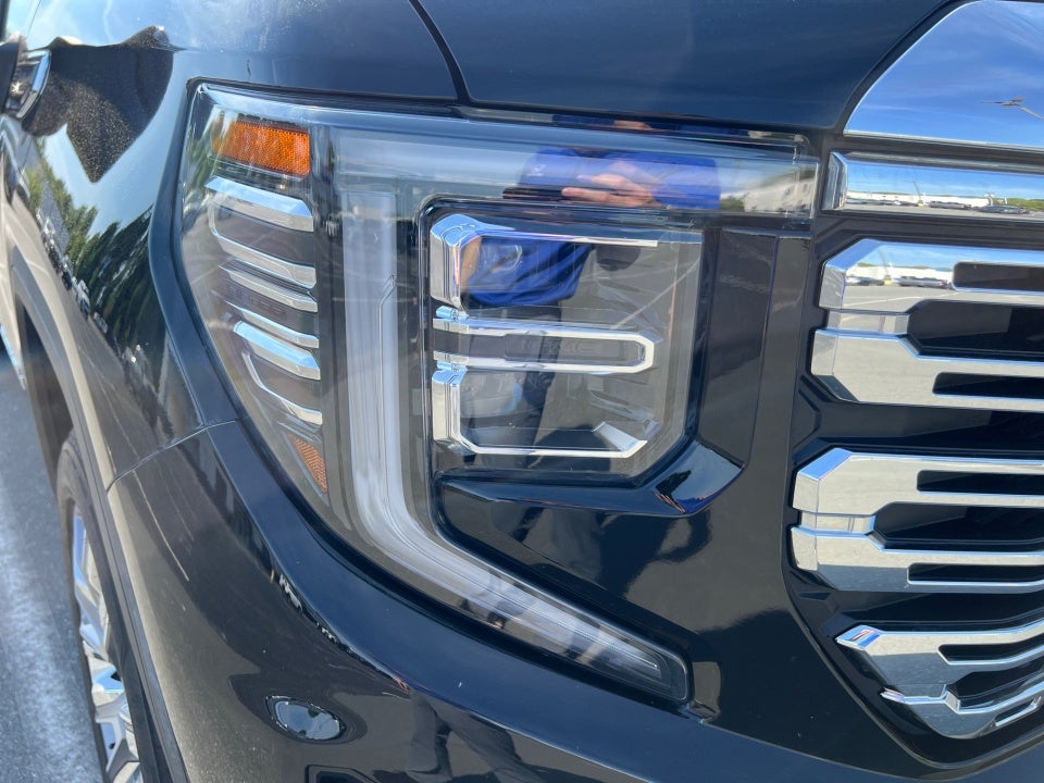 2024 GMC Sierra 1500 4WD Crew Cab Short Box Denali