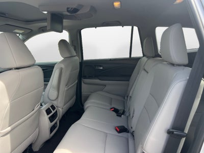 2021 Honda Pilot 2WD Touring 8 Passenger