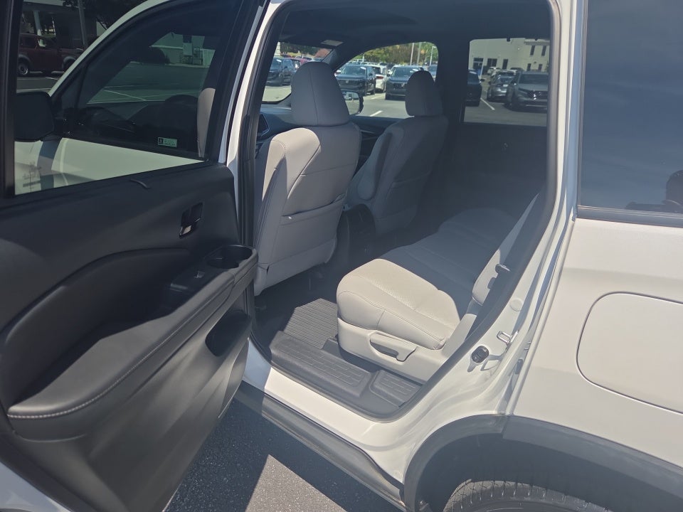 2023 Honda Passport AWD Elite