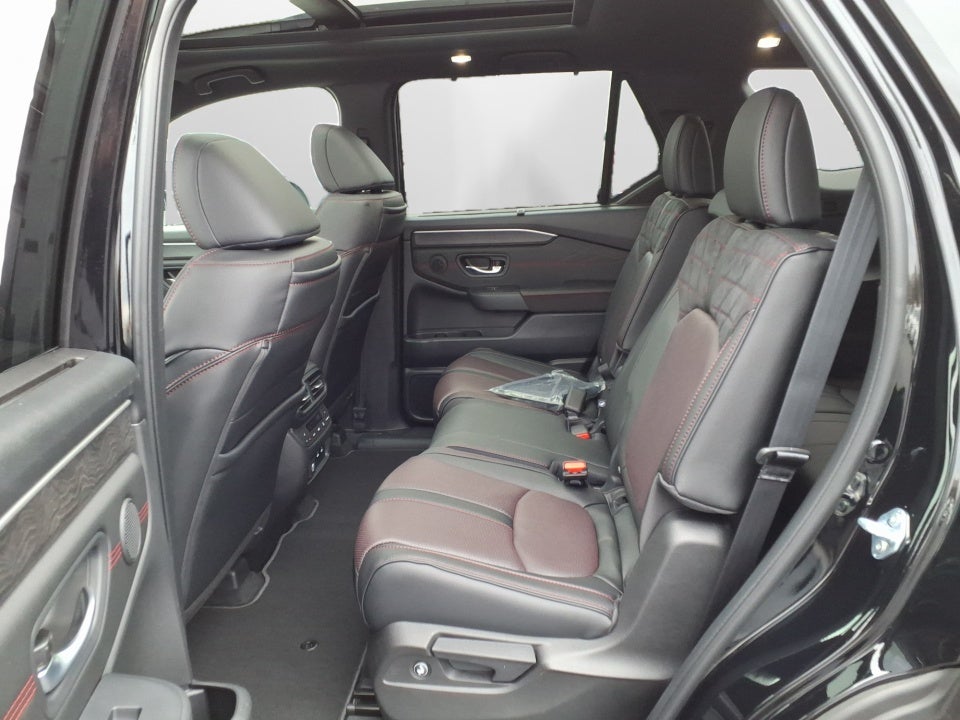 2026 Honda Pilot Black Edition