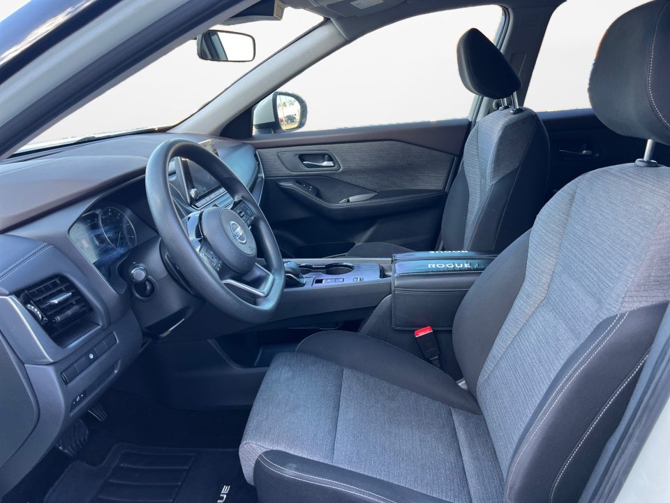 2021 Nissan Rogue SV FWD