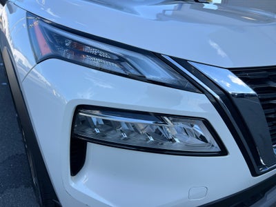 2021 Nissan Rogue SV FWD