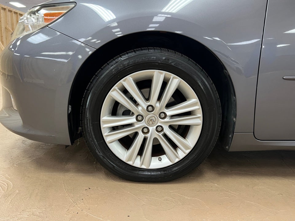 2014 Lexus ES 350 4dr Sdn