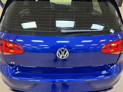 2017 Volkswagen Golf R 4-Door w/DCC & Navigation