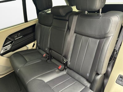 2022 Land Rover New Range Rover SE
