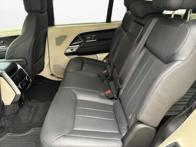 2022 Land Rover New Range Rover SE