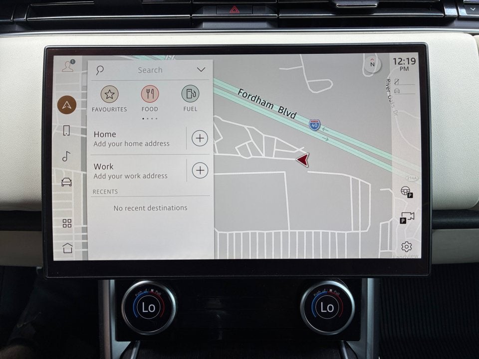 2022 Land Rover New Range Rover SE