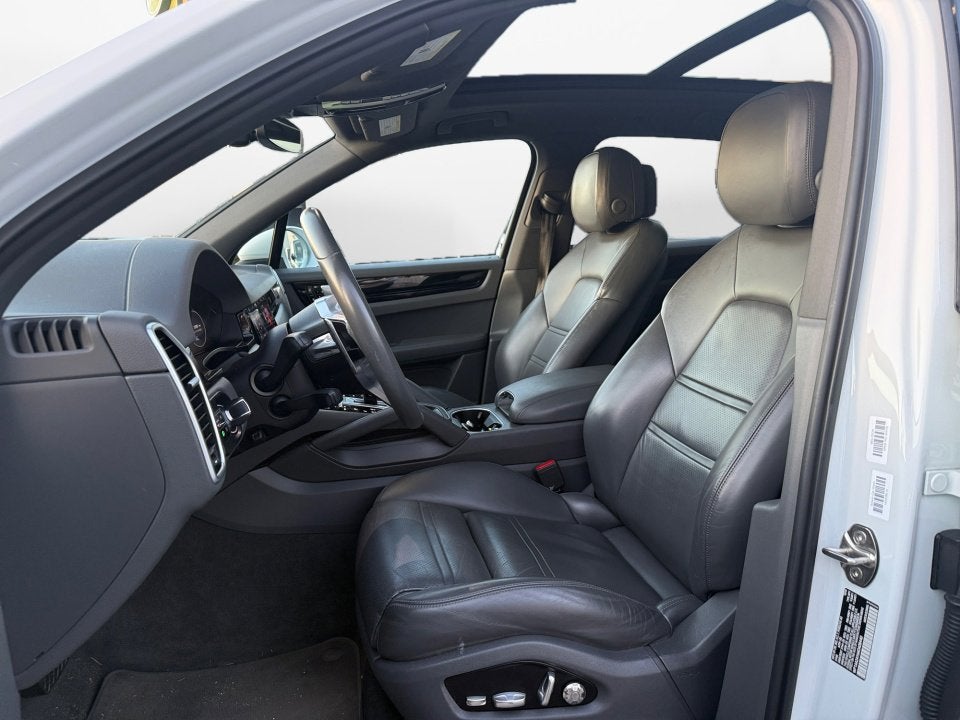 2019 Porsche Cayenne Base