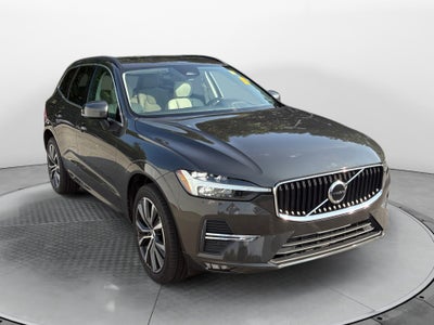 2022 Volvo XC60 Momentum