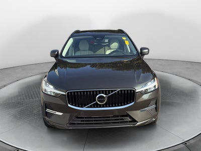 2022 Volvo XC60 Momentum