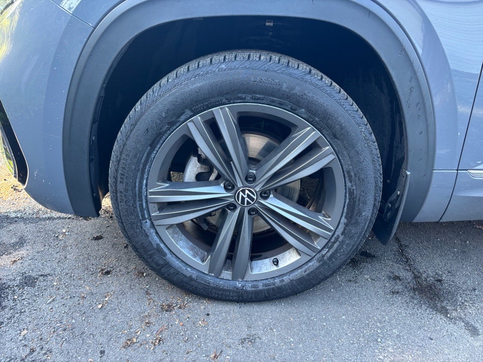 2021 Volkswagen Atlas Cross Sport 3.6L V6 SE w/Technology R-Line