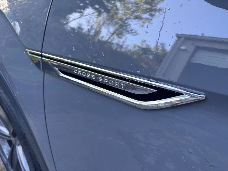 2021 Volkswagen Atlas Cross Sport 3.6L V6 SE w/Technology R-Line