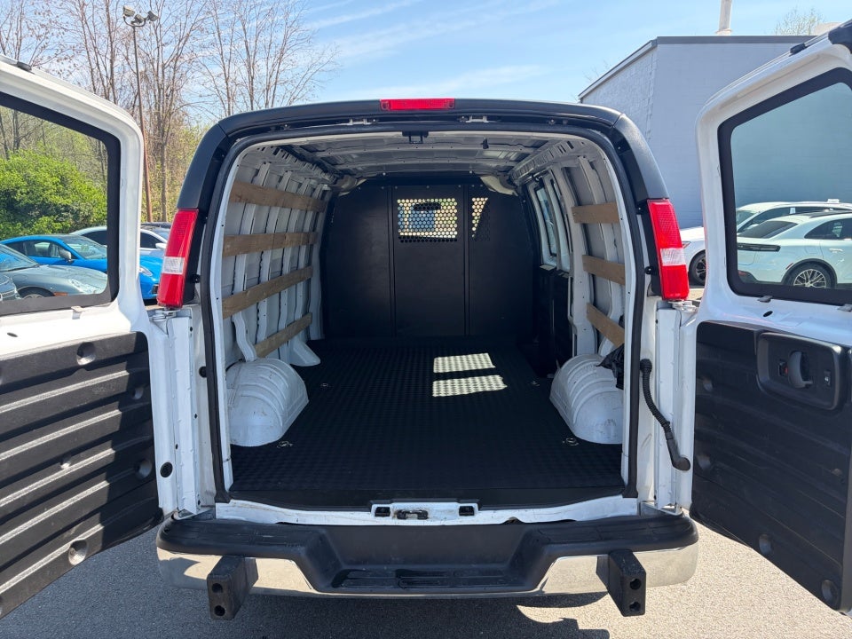 2024 Chevrolet Express Cargo RWD 2500 Regular Wheelbase WT