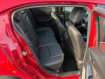 2018 Mazda Mazda3 Touring