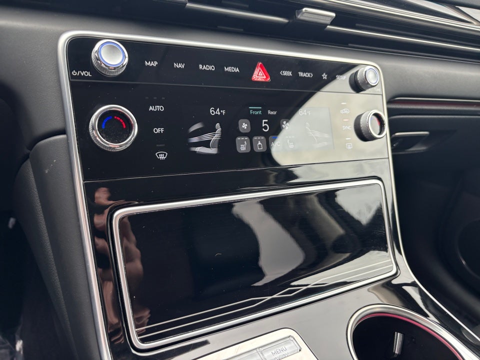 2025 Genesis GV80 2.5T Standard AWD