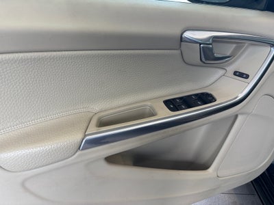2013 Volvo S60 T6 Platinum