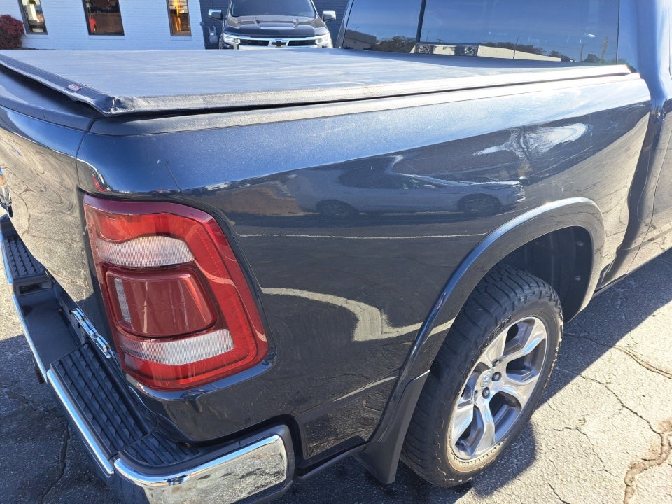 2020 RAM 1500 Laramie Crew Cab 4x4 5'7" Box