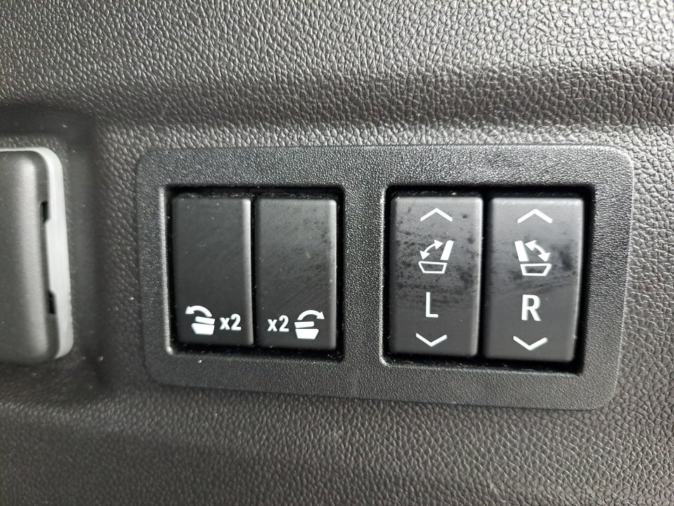 2021 GMC Yukon 4WD Denali