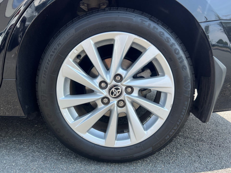 2024 Toyota Camry LE