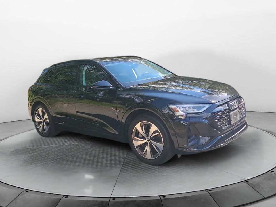 2024 Audi Q8 e-tron Premium