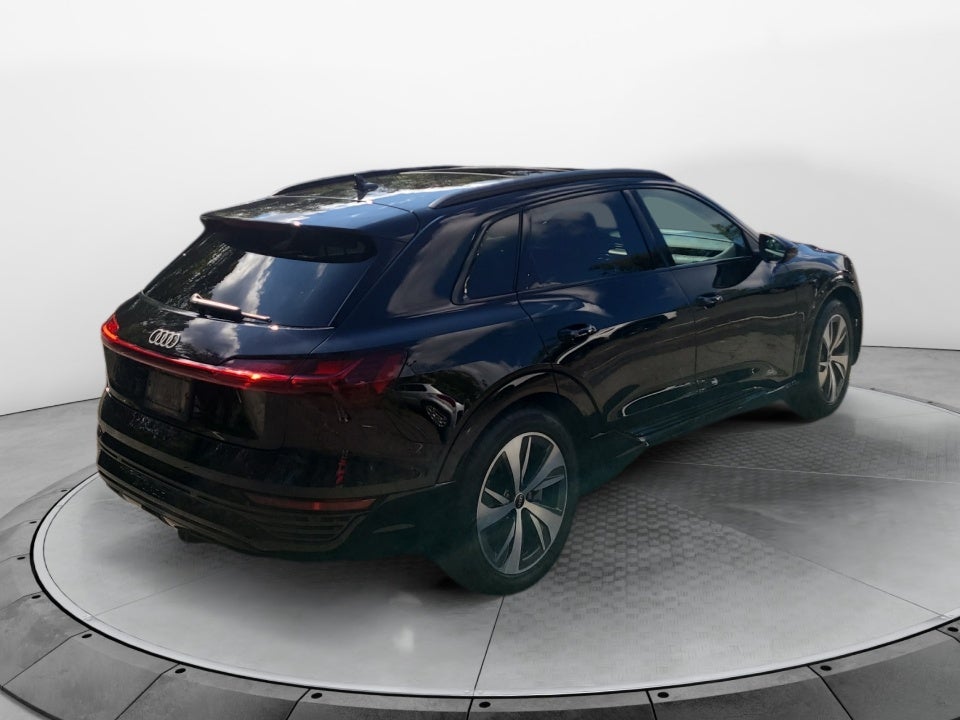 2024 Audi Q8 e-tron Premium