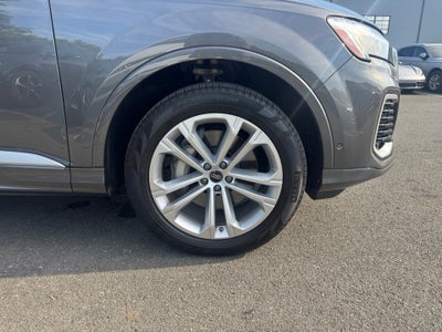 2025 Audi Q7 Premium 45 TFSI quattro Tiptronic