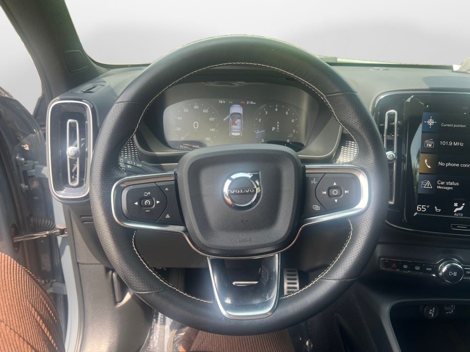 2021 Volvo XC40 R-Design