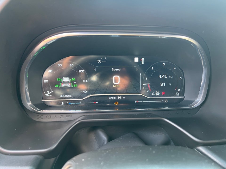 2023 GMC Yukon 4WD AT4