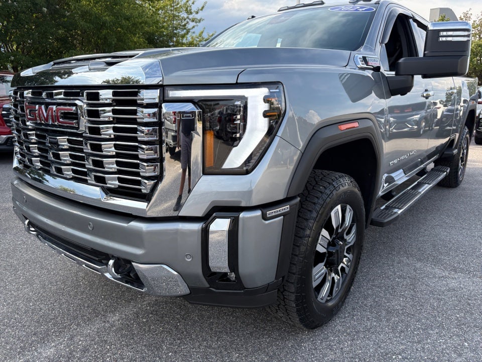 2024 GMC Sierra 2500HD Denali