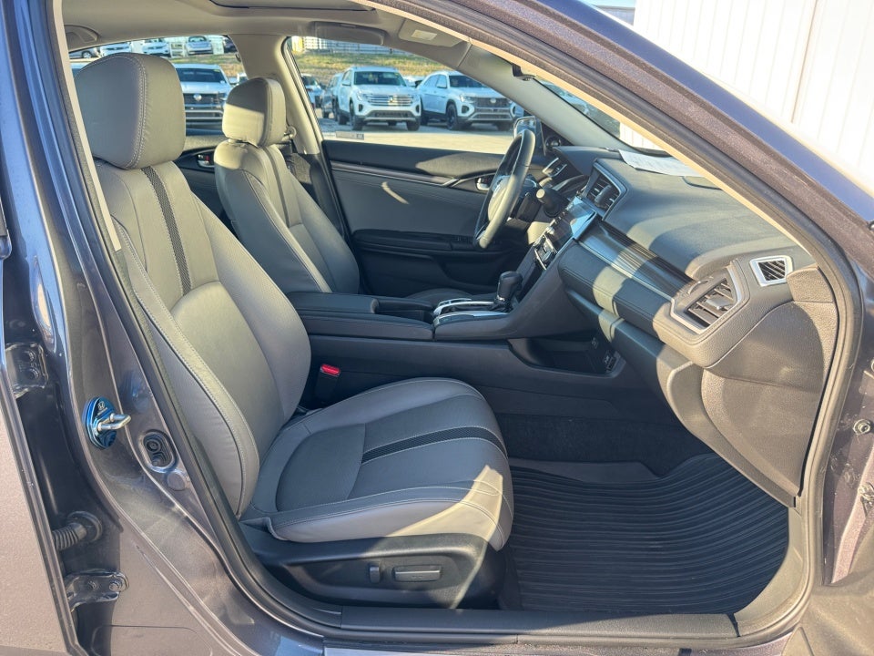 2019 Honda Civic Touring