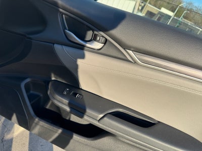 2019 Honda Civic Touring